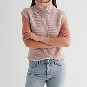 Express light pink oversized ribbed tneck sweater vest Medium
